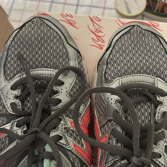 Gently worn ASICS Gel Flux 2 - Picture 5 of 6